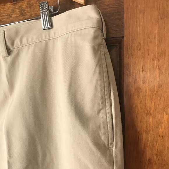 Lands' End Khaki Flat Front Pants Size 42 x 26 - Picture 5 of 13